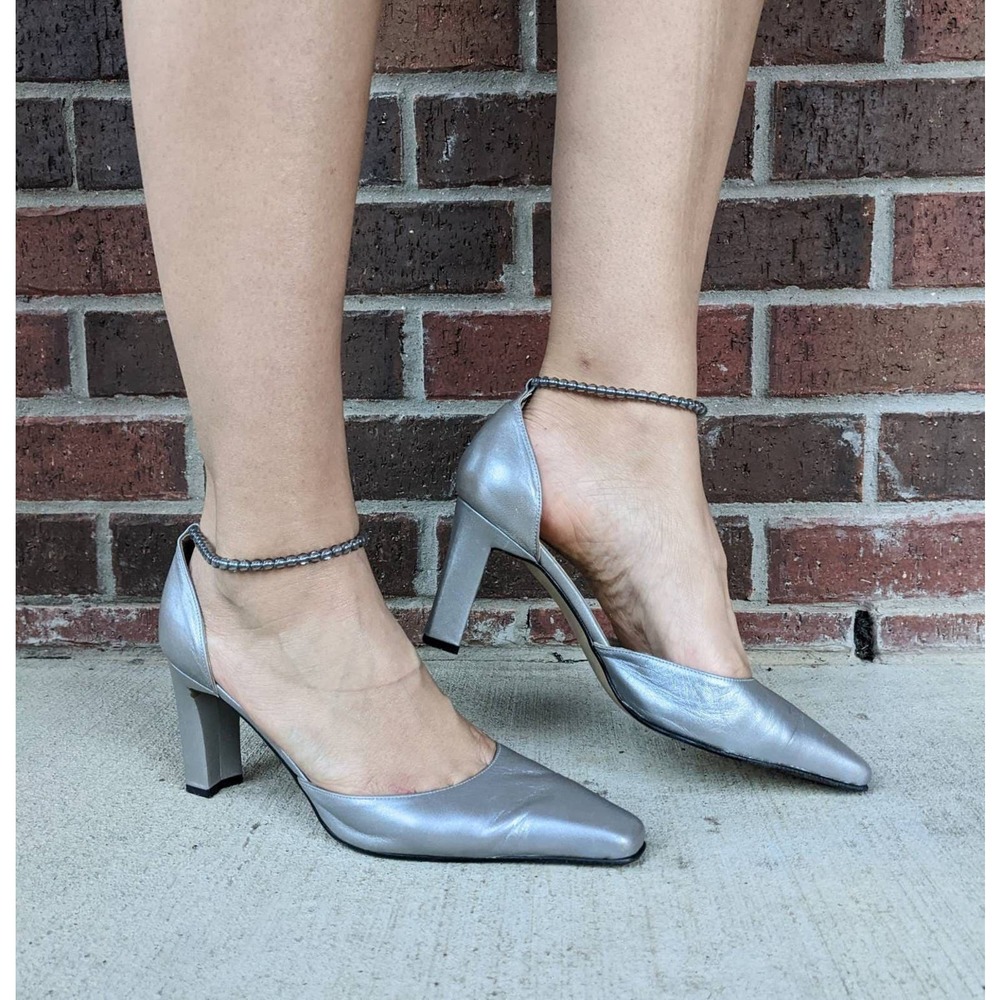 size 8.5 vintage y2k SILVER Beaded Ankle Strap FUTURISTIC HEELS square toe